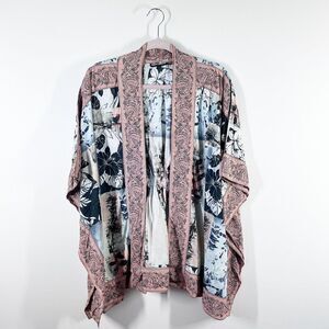 Tolani collection antique floral printed‎ kimono art to wear boho